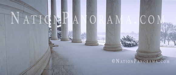 Colums of Jefferson Memorial. DC